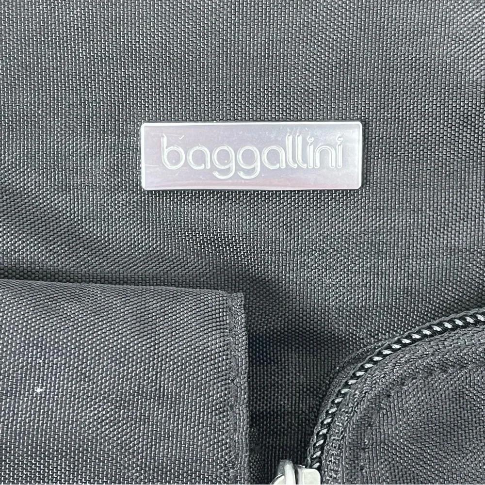 Baggallini 100% Nylon Black Adjustable Strap Cross Body Bag; Casual, Travel - Picture 3 of 11